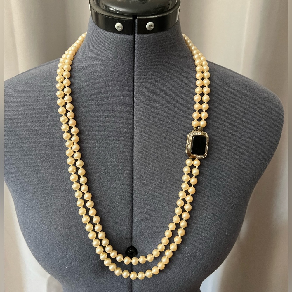 Gorgeous Vintage Panetta Pearl Necklace with Onyx Tone Pendant Double Strand
